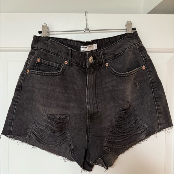 Garage Denim Women’s Festival Short Black Denim Size 9 Distressed - Picture 1 of 5